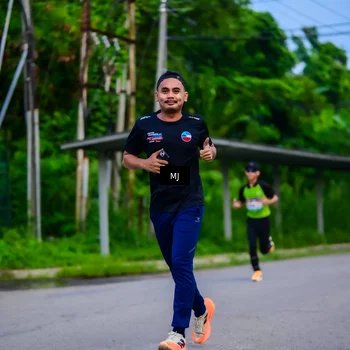Runner Photo 8283052