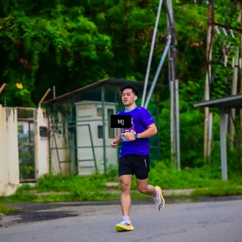 Runner Photo 8283079