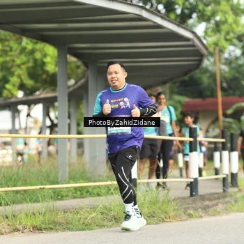 Runner Photo 8283263