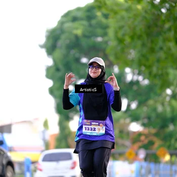 Runner Photo 8283338