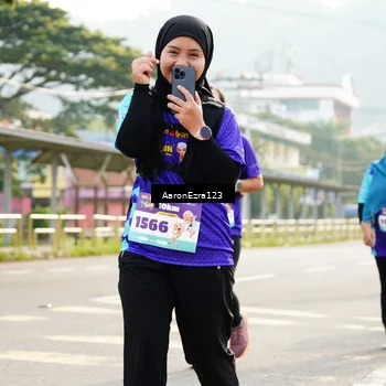 Runner Photo 8283340