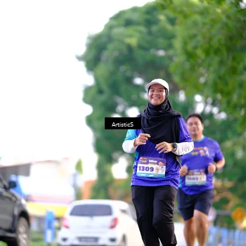 Runner Photo 8283505