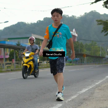 Runner Photo 8283800