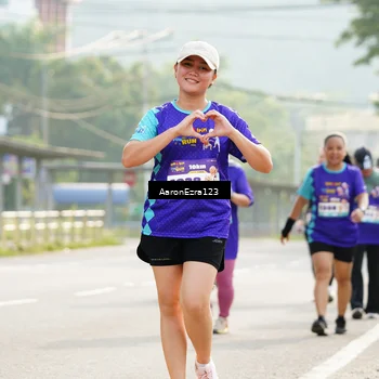 Runner Photo 8283802