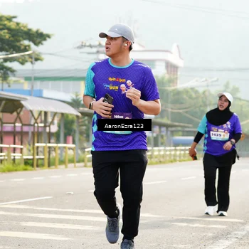 Runner Photo 8283960