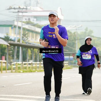 Runner Photo 8283983