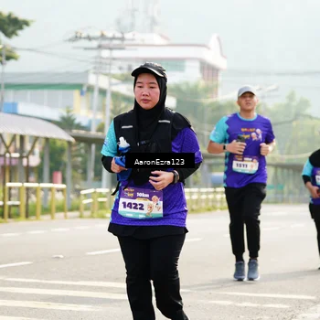 Runner Photo 8283989