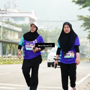 Runner Photo 8284013