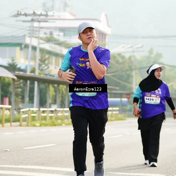Runner Photo 8284015