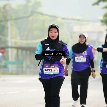 Runner Photo 8284027