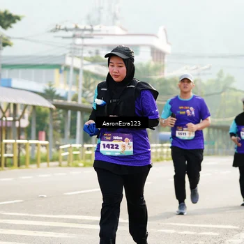 Runner Photo 8284075