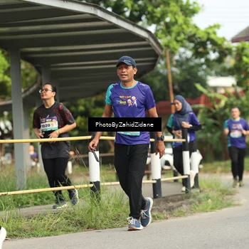 Runner Photo 8284081