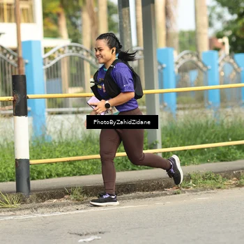 Runner Photo 8284251