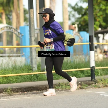 Runner Photo 8284353
