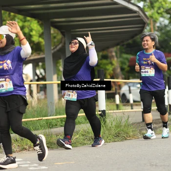 Runner Photo 8284475