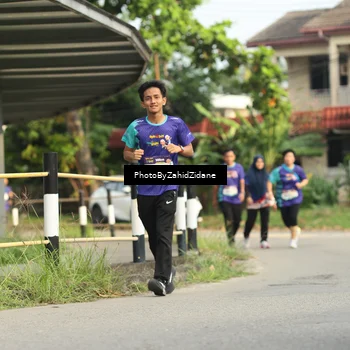 Runner Photo 8284573