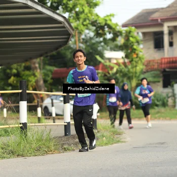 Runner Photo 8284595
