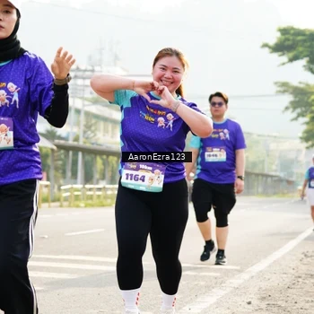 Runner Photo 8284724
