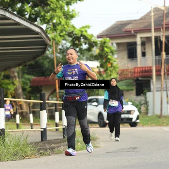 Runner Photo 8284753