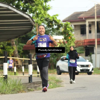 Runner Photo 8284754