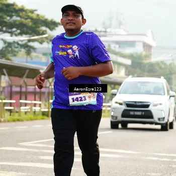 Runner Photo 8284863