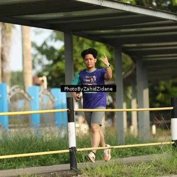 Runner Photo 8285009
