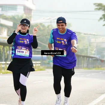 Runner Photo 8285011