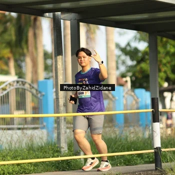 Runner Photo 8285022