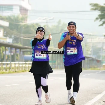 Runner Photo 8285051