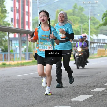 Runner Photo 8285068