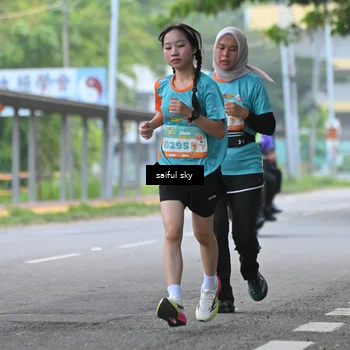 Runner Photo 8285071