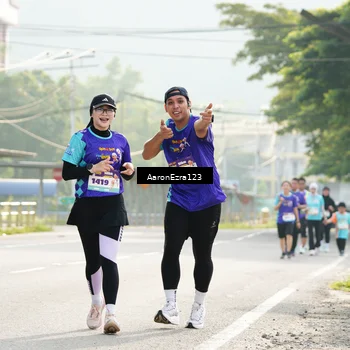 Runner Photo 8285072