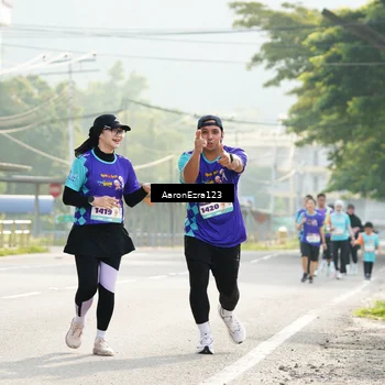 Runner Photo 8285103
