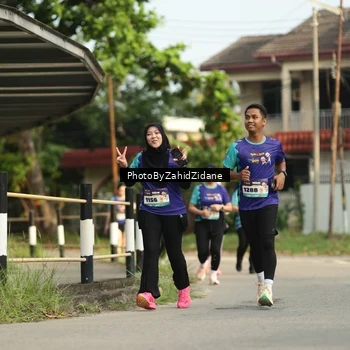 Runner Photo 8285141