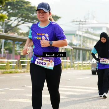 Runner Photo 8285287