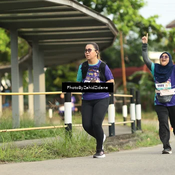 Runner Photo 8285339