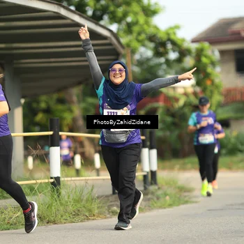 Runner Photo 8285346
