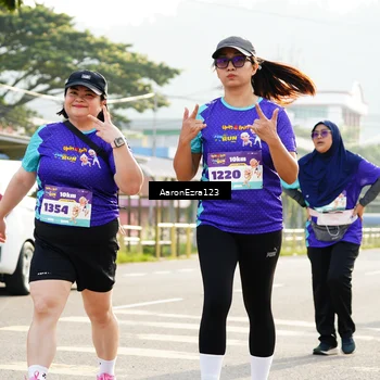 Runner Photo 8285381