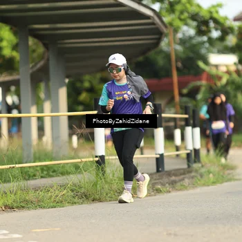 Runner Photo 8285392