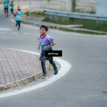 Runner Photo 8285654