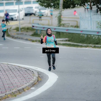Runner Photo 8285717