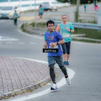 Runner Photo 8285904