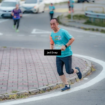 Runner Photo 8285928