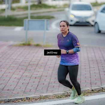 Runner Photo 8286053