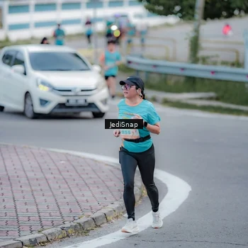 Runner Photo 8286132