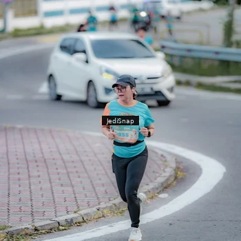 Runner Photo 8286133