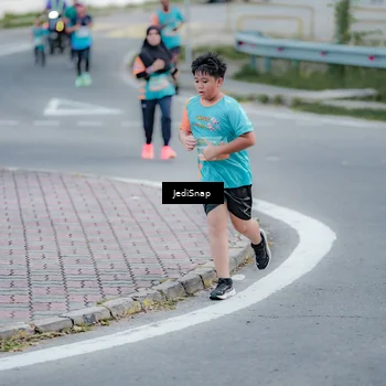 Runner Photo 8286202