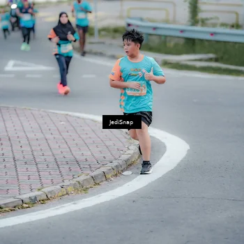 Runner Photo 8286207