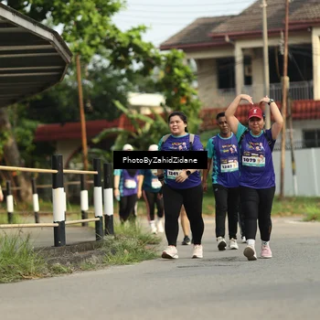 Runner Photo 8286244