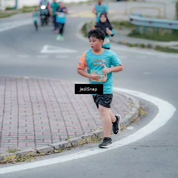 Runner Photo 8286249